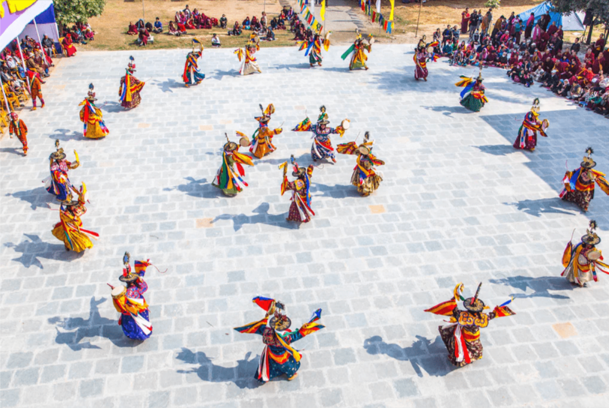 Guru Rinpoche and His Buddhafield of Tantric Dances Guru Rinpoche and His Buddhafield of Tantric Dances